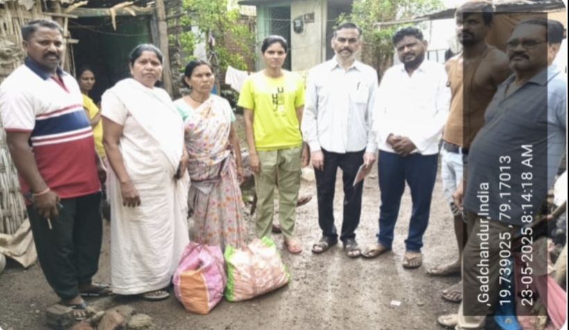 माजी ग्राम पंचायत सदस्य संतोष पटकोटवार यांच्या पूढाकाराने गडचांदुरातील अवैध दारू विक्रेत्यावर पोलीसानी केली कारवाई.