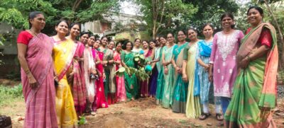 महिला शिक्षिकांची वडाचे वृक्षारोपण करून वटपौर्णिमा साजरी.