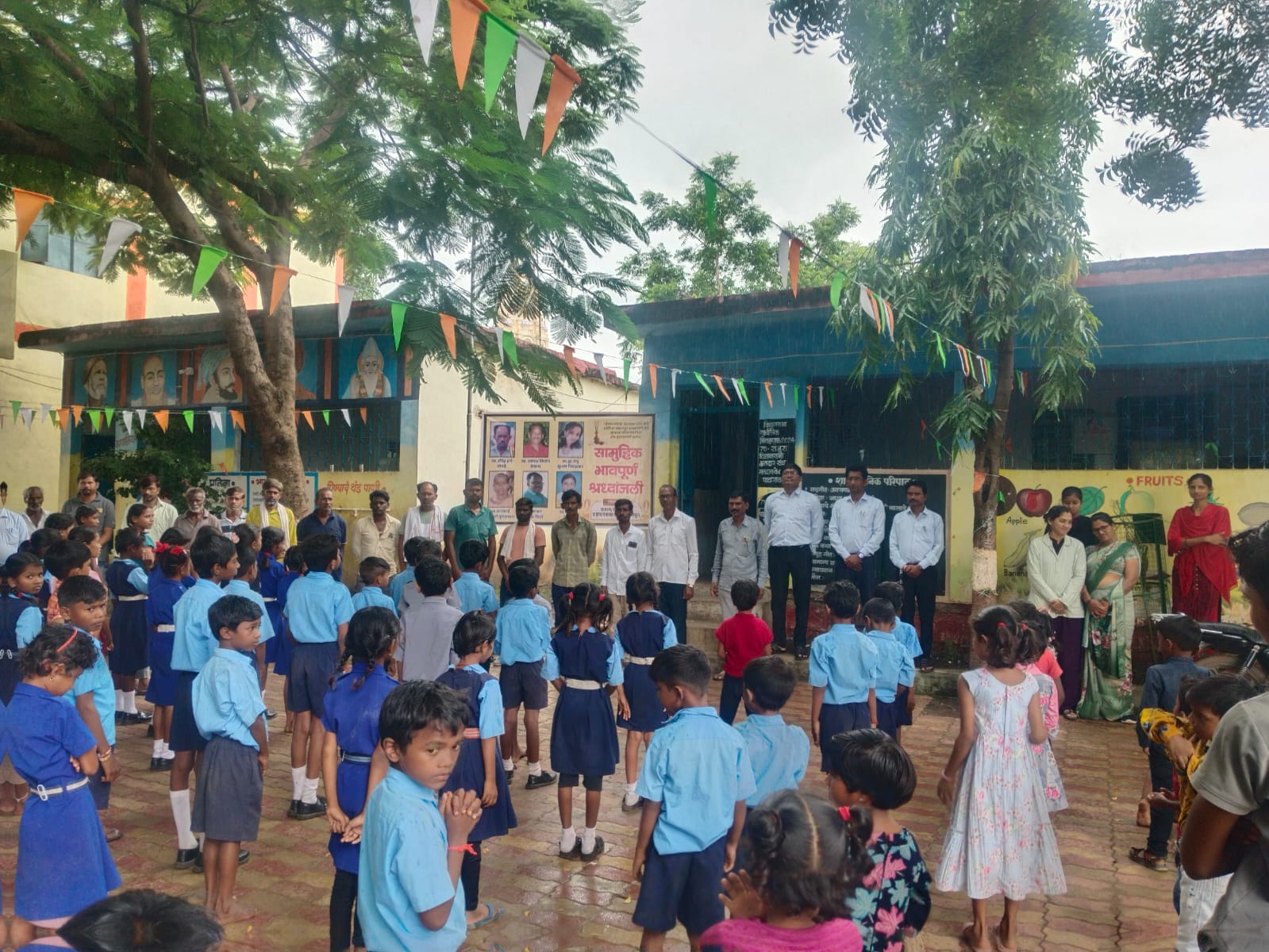 ग्रा.प.पाचगाव व ग्रामस्थांकडून मृतात्म्यास श्रध्दांजली.