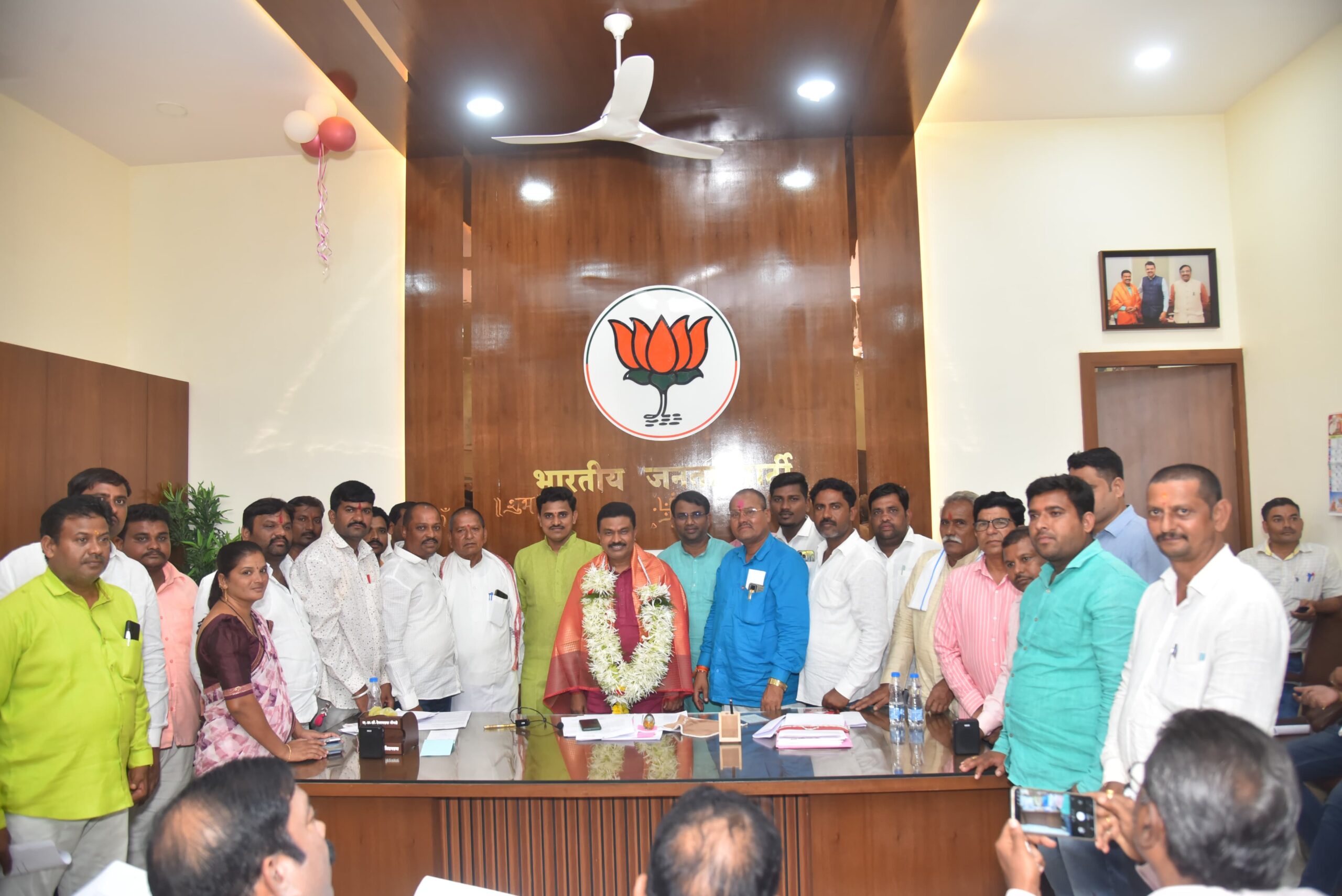 आमदार देवराव भोंगळे यांचा जिवती तालुक्यातील ग्रामस्थांनी केला सत्कार