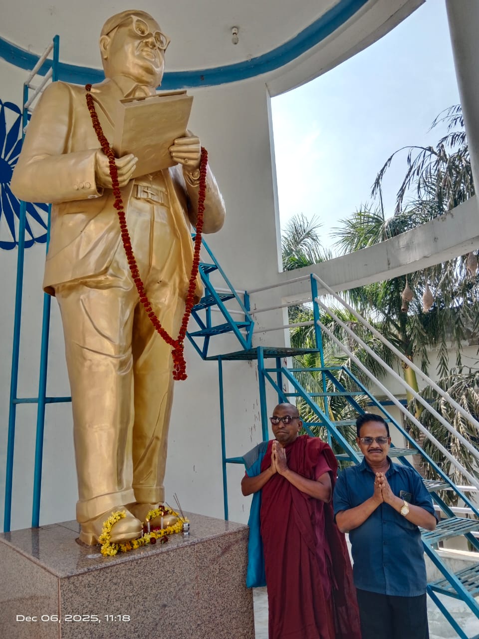 विश्वरत्न, परमपूज्य, बोधिसत्व डॉ.बाबासाहेब आंबेडकर यांना 69 व्या महापरिनिर्वाण दिनानिमित्त शांतीवन बुद्ध विहार येथे विनम्र अभिवादन