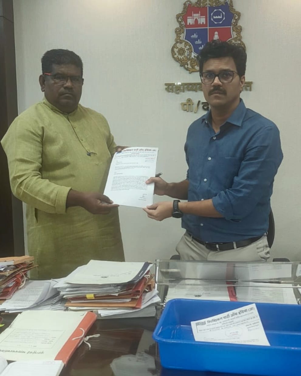 गोरेगावातील अनेक नागरी प्रश्नांवर रिपब्लिकन पक्ष आक्रमक पि/दक्षिण सहाय्यक आयुक्त यांना विवीध मागण्या करीता उपायुक्त परिमंडळ-4 (DMC) अंधेरी कार्यालयावर आंदोलनाचा इशारा