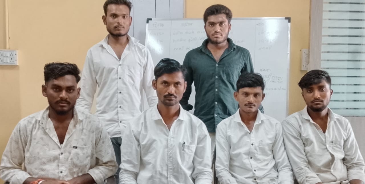 अल्ट्राटेक मानिकगड माईन्स जडवाहतुक आळा घाला अन्यथा आंदोलन