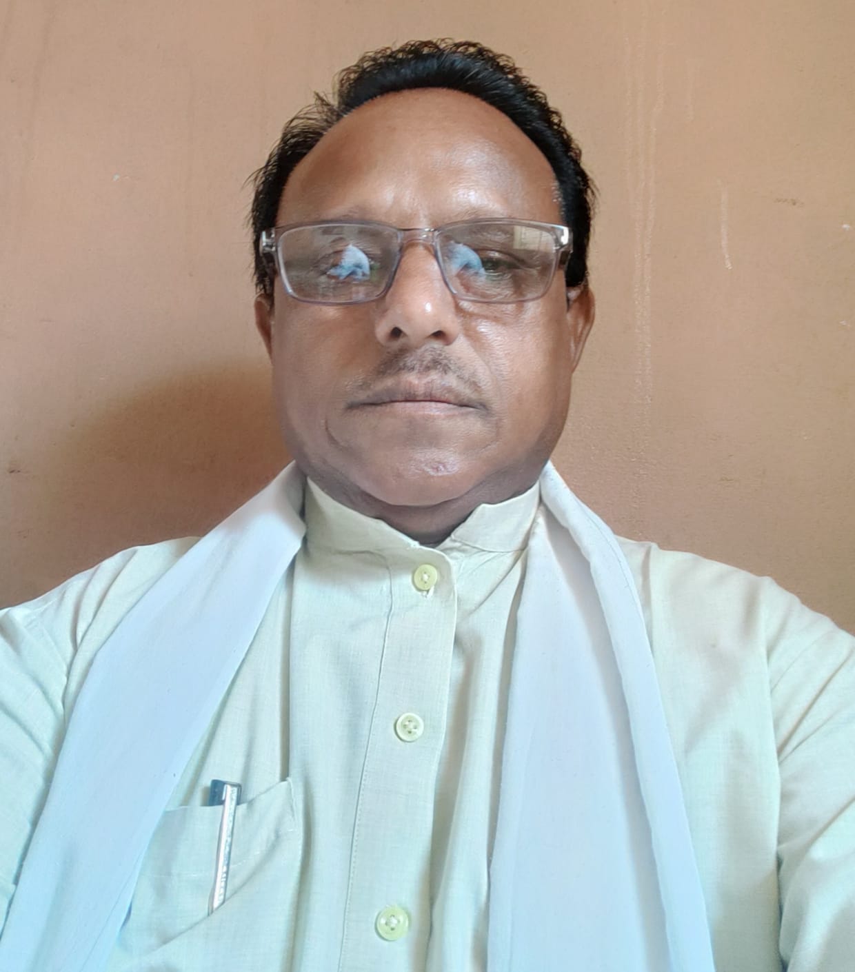 लाखांदूर पंचायत समिती अंतर्गत पशुसंवर्धन व दुग्ध व्यवसाय अधिकारी यांनी केला करोडोचा गैरव्यवहार— माजी समाज कल्याण सभापती चंद्रशेखर टेंभुर्णे&nbsp; यांची चौकशीची मागणी