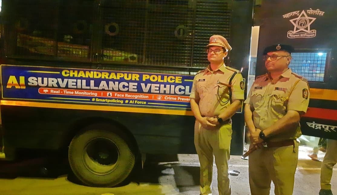 राजुराच्या गणेश विसर्जन मिरवणुकीत ‘एआय सर्व्हिलान्स व्हेईकल’चे आकर्षण