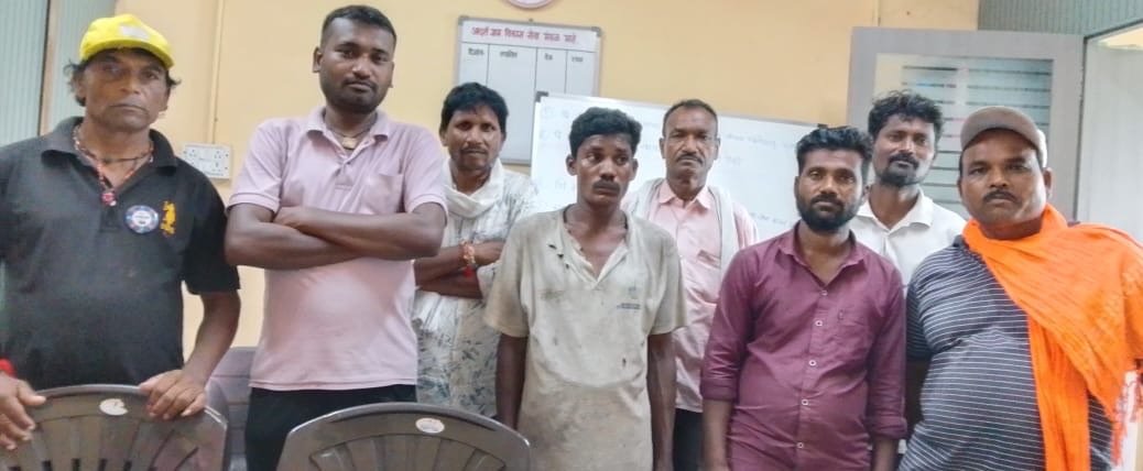 सफाई कामगाराच्या मेहनतीच्या पगारावर, नगरसेवकाचा डल्ला – नगर पंचायत कोरपना चा कारभार