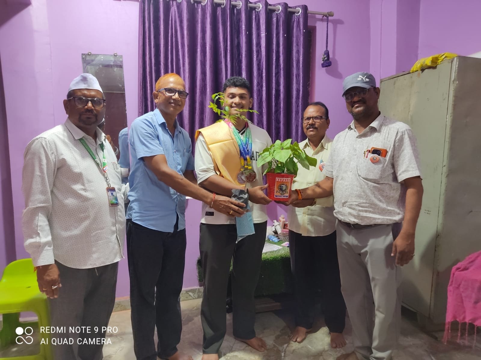 राजुराच्या युवराज रामगिरवारची राज्यस्तरीय पॉवरलिफ्टिंग स्पर्धेत रौप्य कामगिरी.